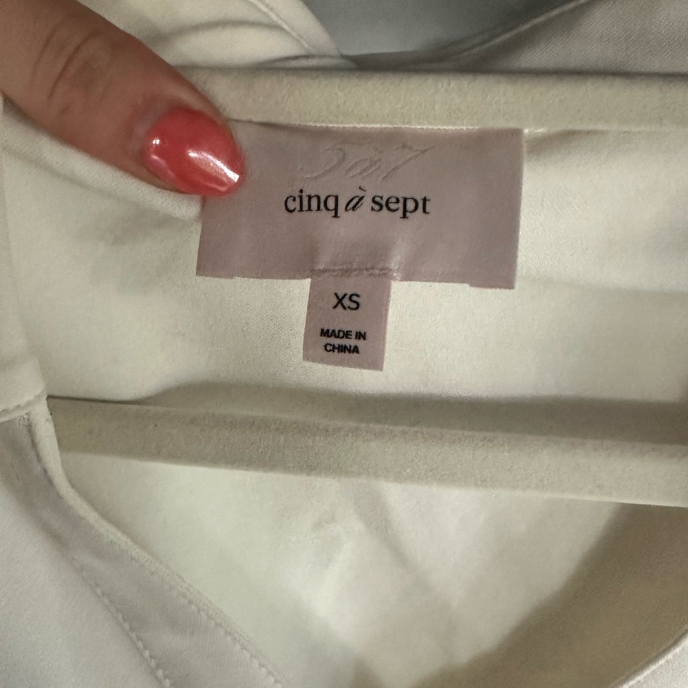 Cinq à Sept Cream Cropped Blouse